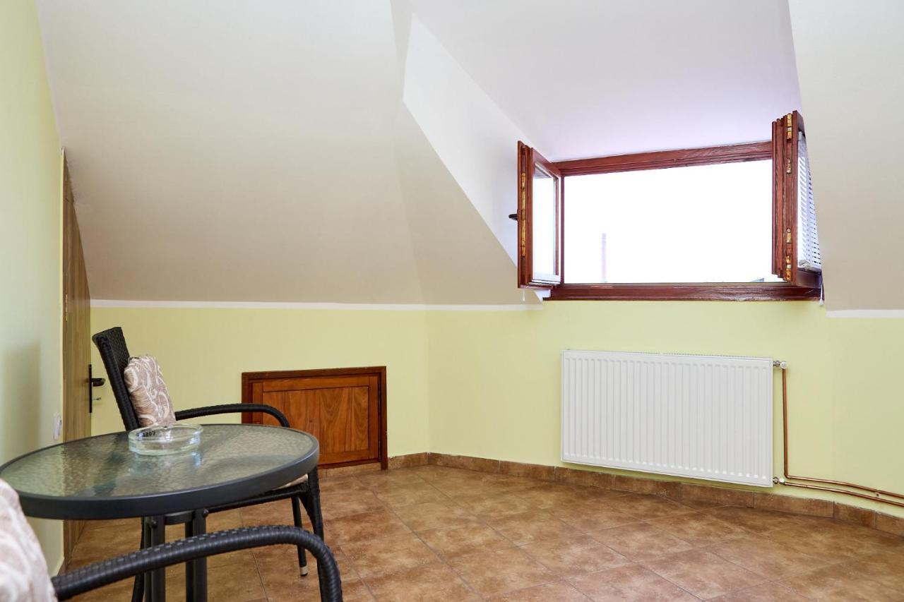 Apartmani Malica Soko Banja Exterior foto