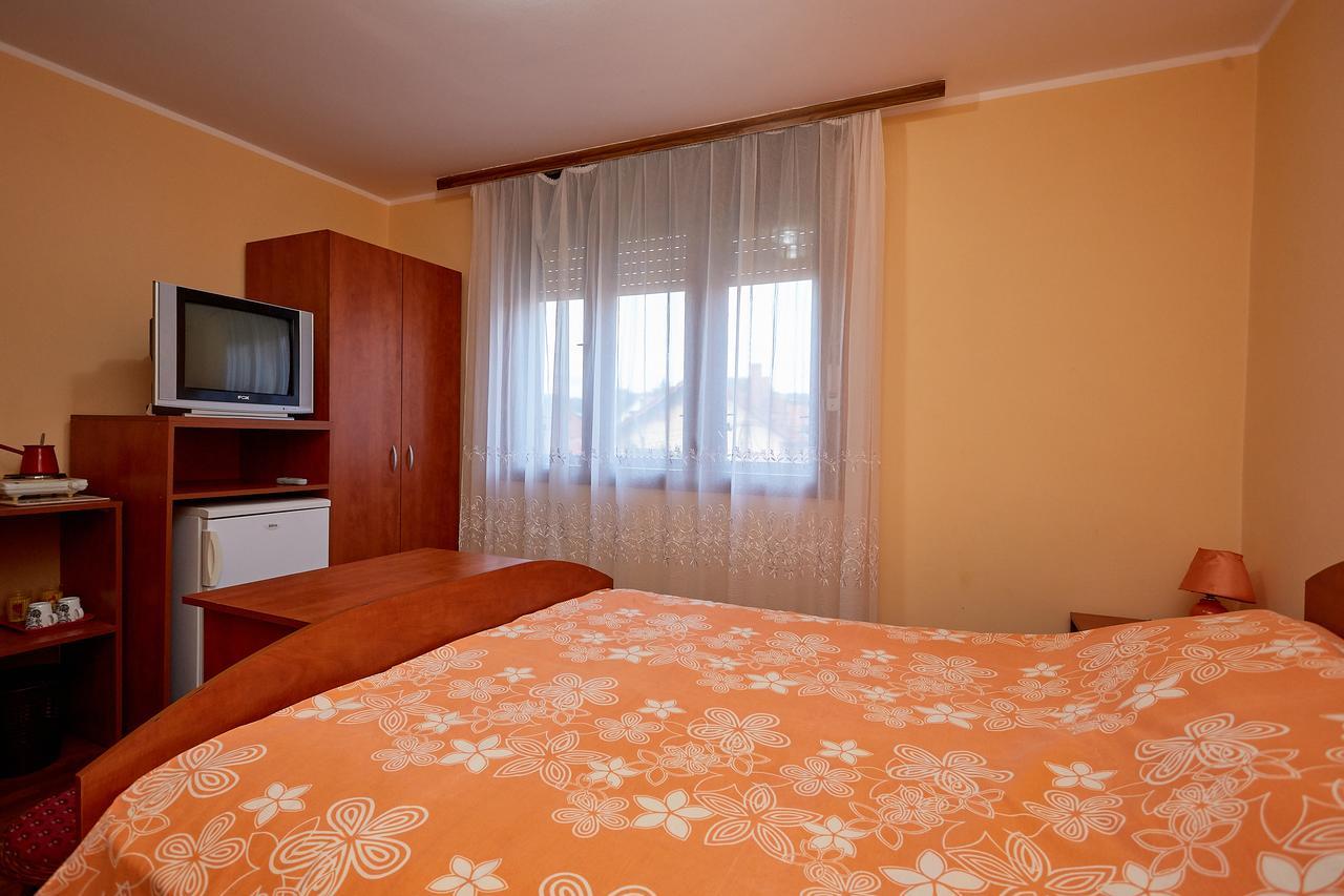 Apartmani Malica Soko Banja Exterior foto