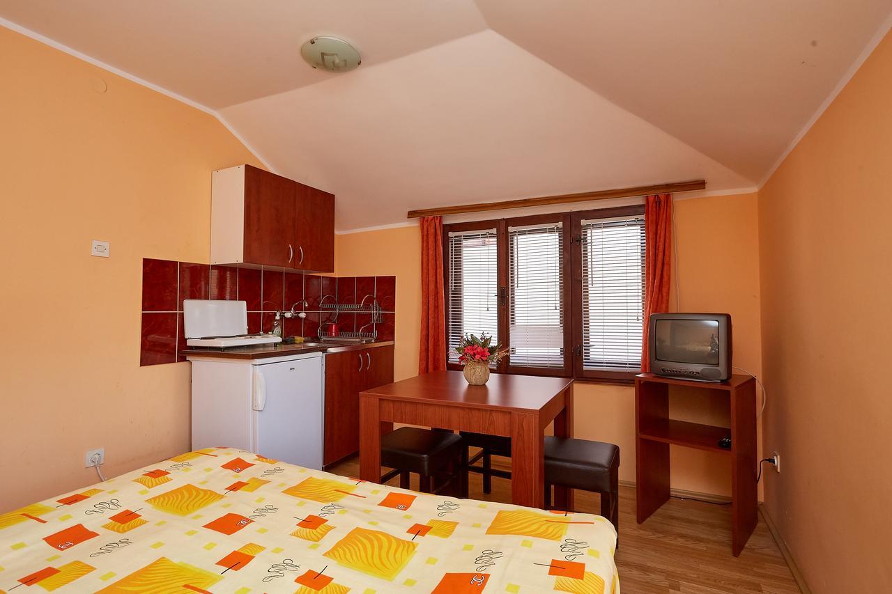 Apartmani Malica Soko Banja Exterior foto